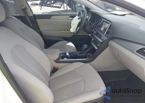 2019 Hyundai Sonata Sel z USA, uszkodzony, nr VIN 5NPE34AF1KH802974